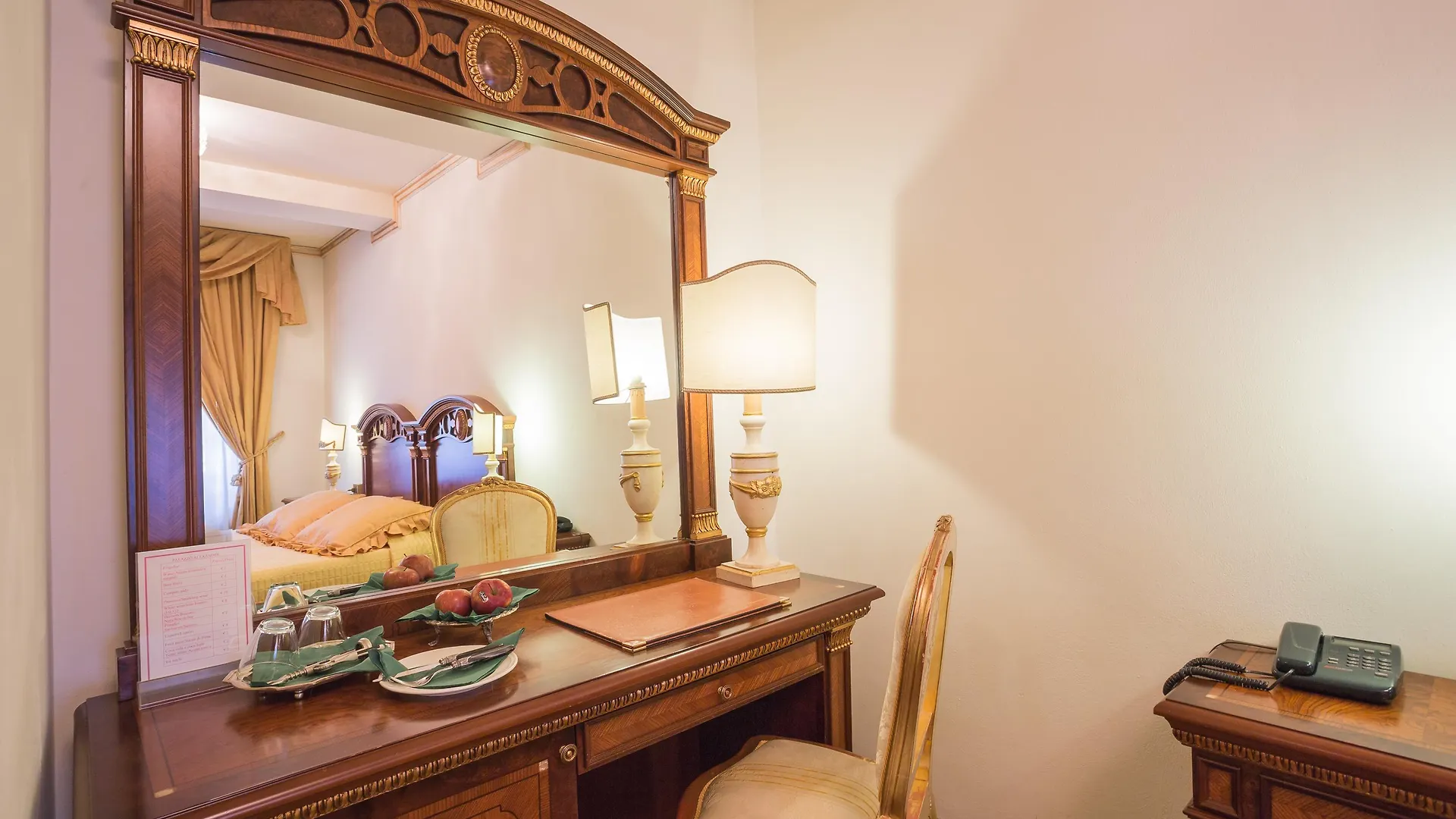 Hotel Palazzo Alexander Lucca