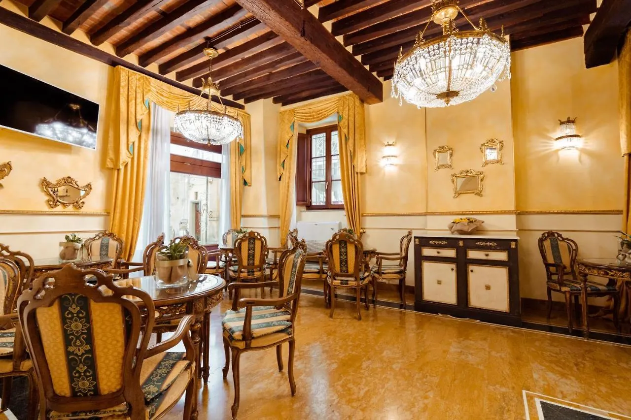 Hotel Palazzo Alexander Lucca
