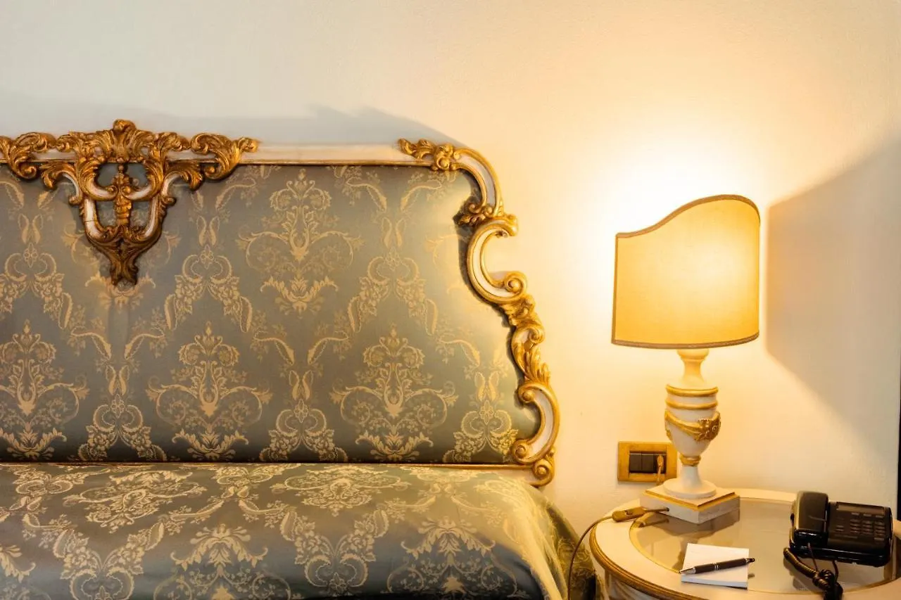Hotel Palazzo Alexander Lucca
