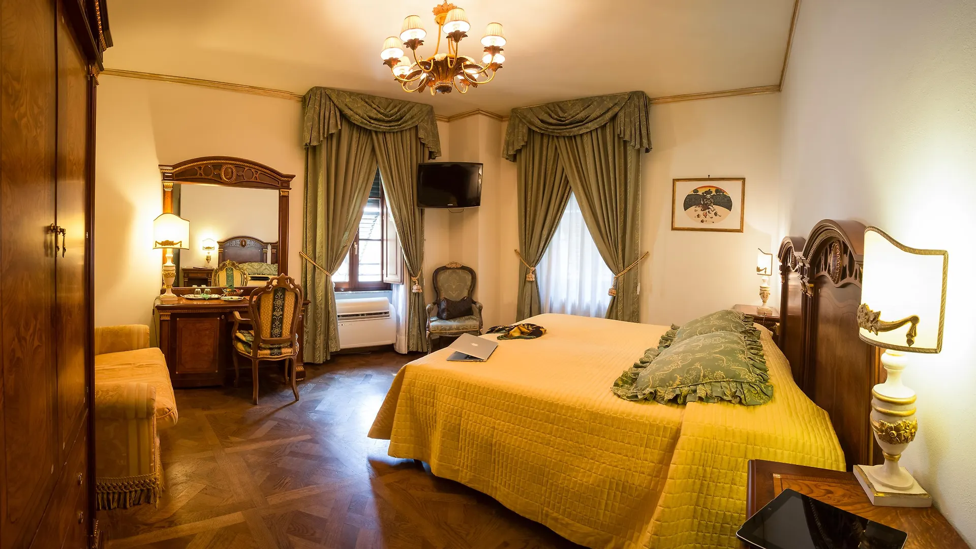 Hotel Palazzo Alexander Lucca