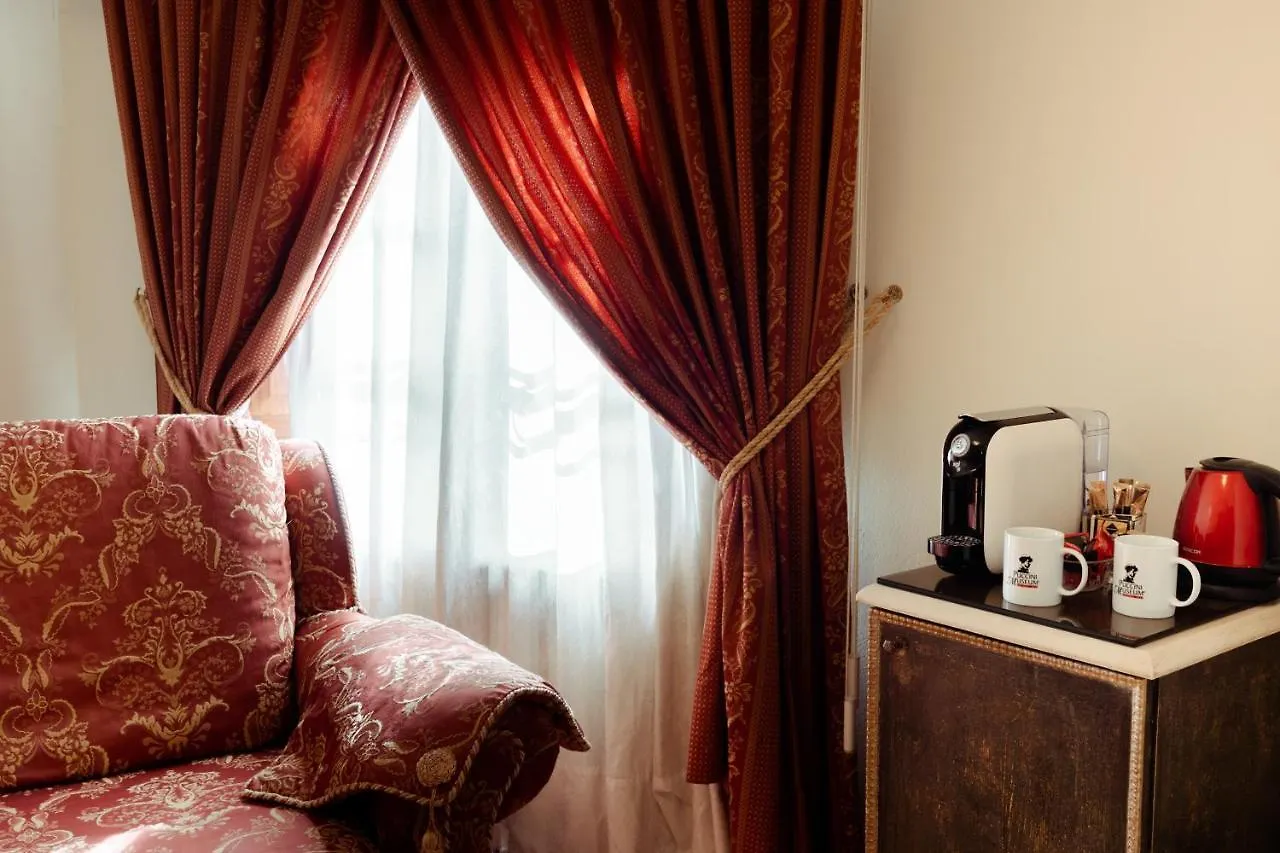 Hotel Palazzo Alexander Lucca