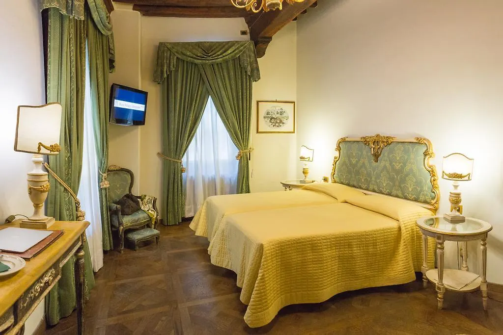 Hotel Palazzo Alexander Lucca